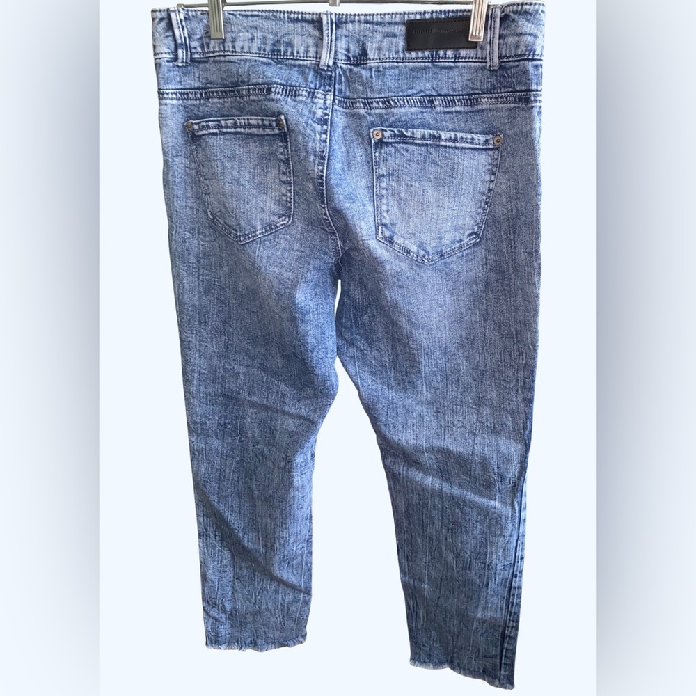 Twenty one Black Ankle Distressed Blue Jeans size 13/14 - Picture 3 of 17